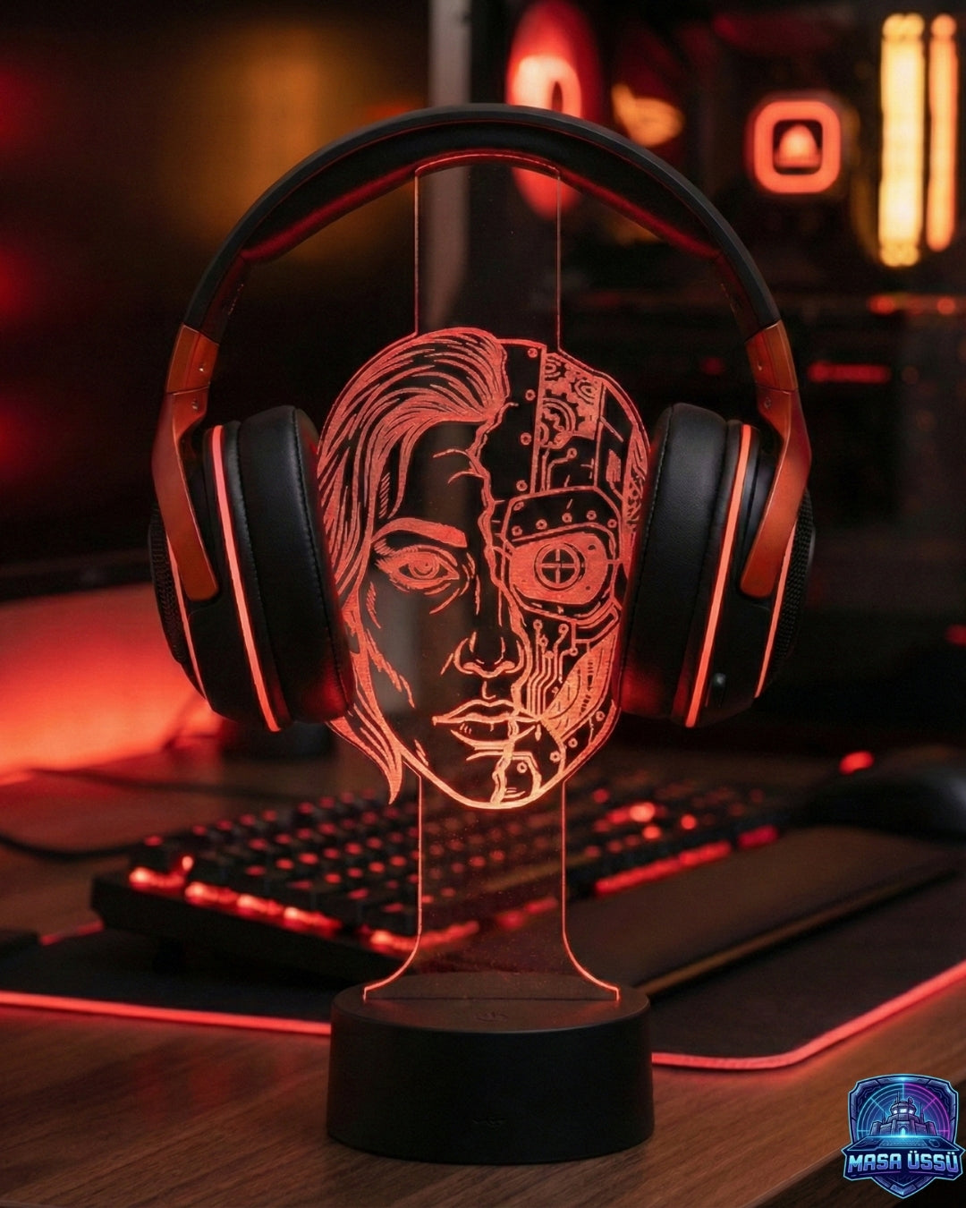 ROBOTİK İNSAN TEMALI RGB KULAKLIK TUTACAĞI