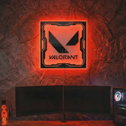 Kişiye Özel Oyun Logolu ve İsimli Kare RGB Duvar Dekoru